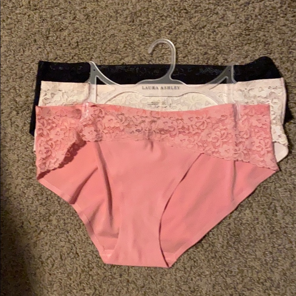Laura Ashley pantries (pack of three)